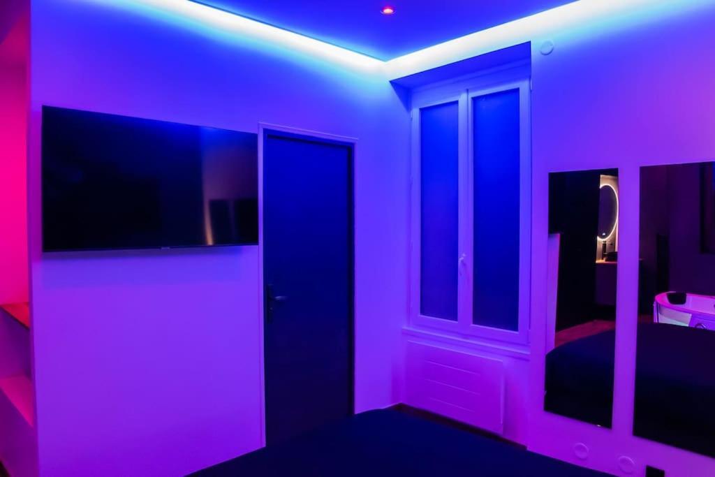 コルベイユ・エソンヌBlue Night - Jacuzzi - Bord De Seineアパートメント エクステリア 写真