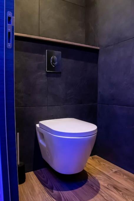 コルベイユ・エソンヌBlue Night - Jacuzzi - Bord De Seineアパートメント エクステリア 写真